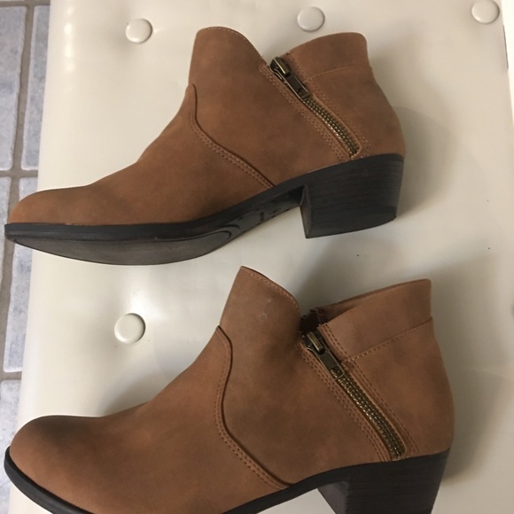 Booties - Picture 3 of 8